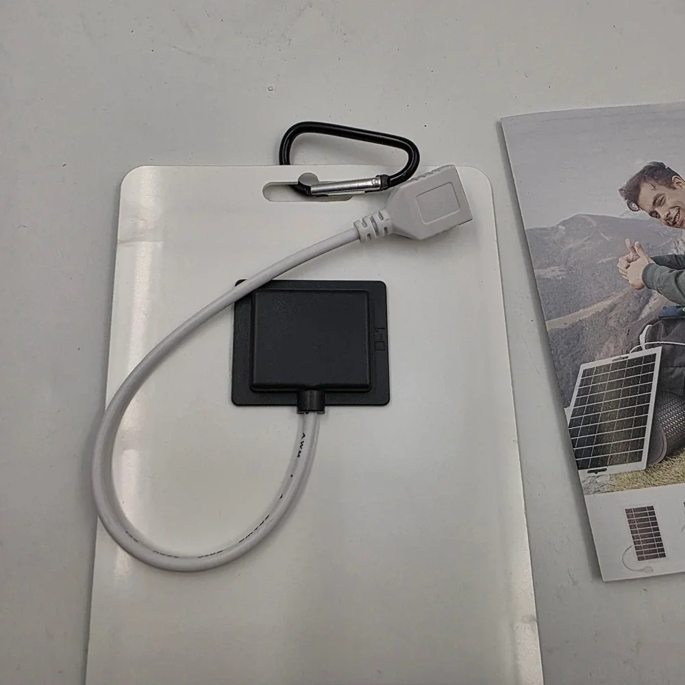 Portable Solar Panel Charger 5V USB Output Outdoor Camping Hiking Carabiner L4